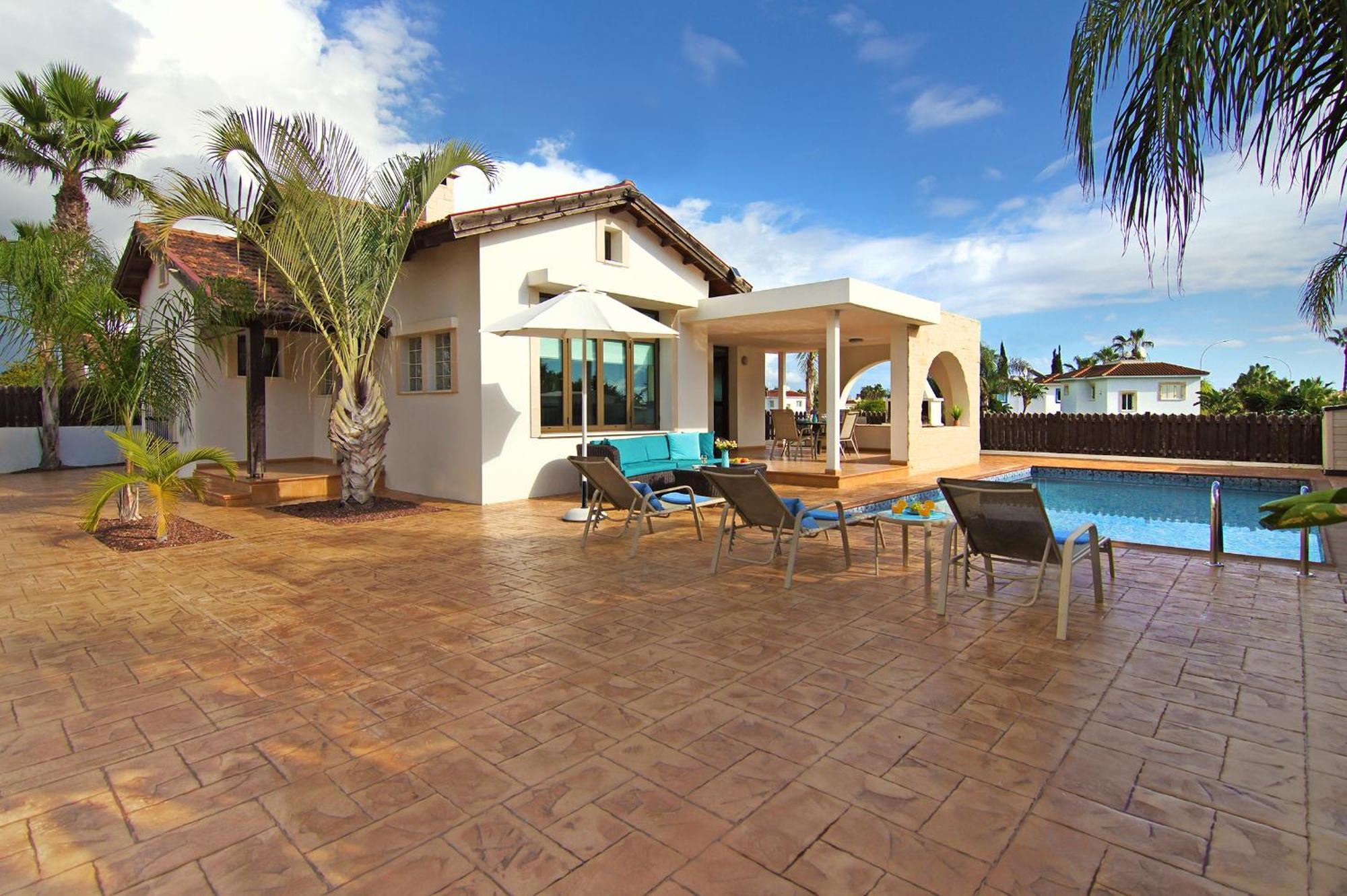Villa Merry Айя Напа Екстериор снимка