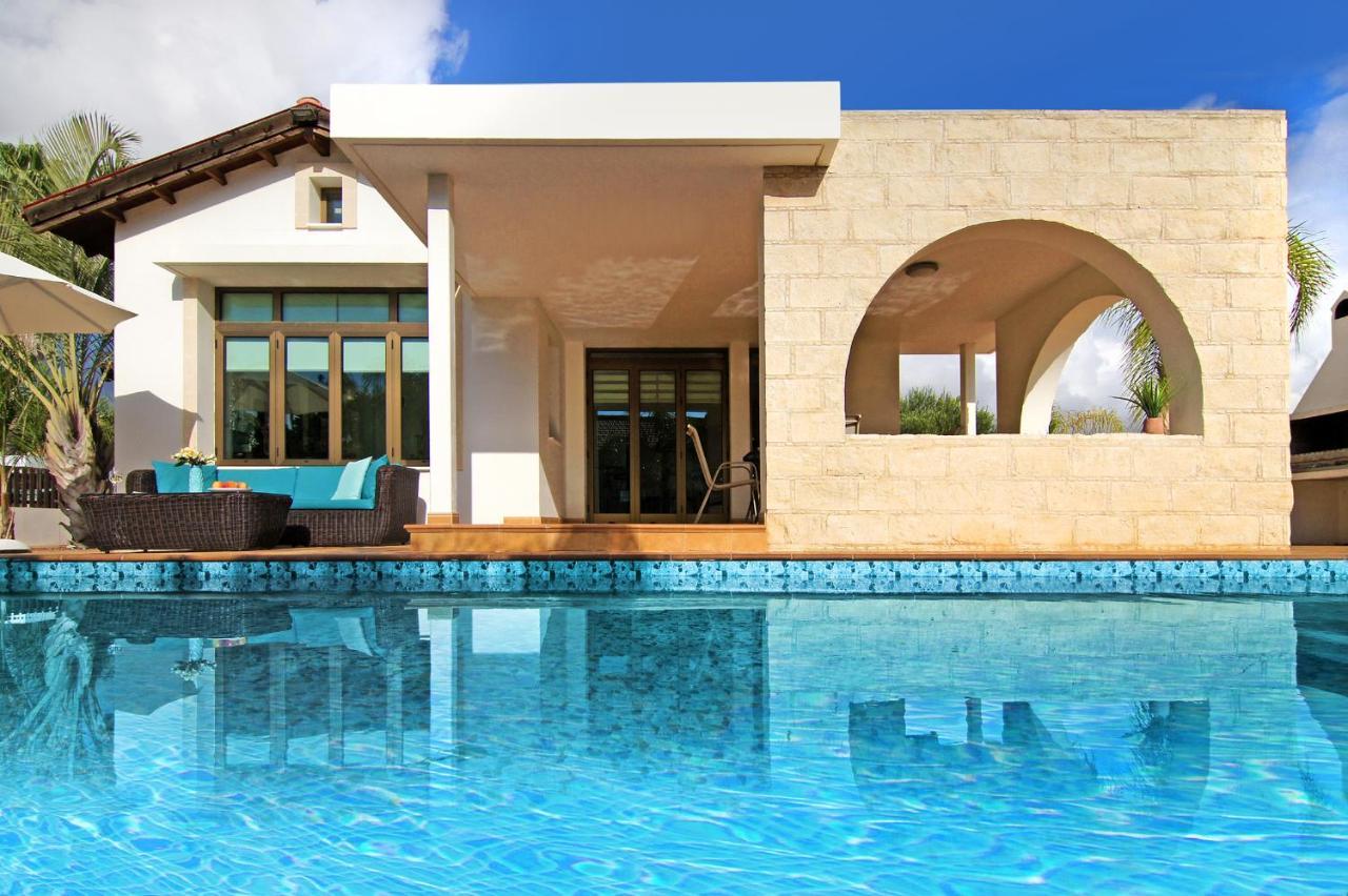Villa Merry Айя Напа Екстериор снимка
